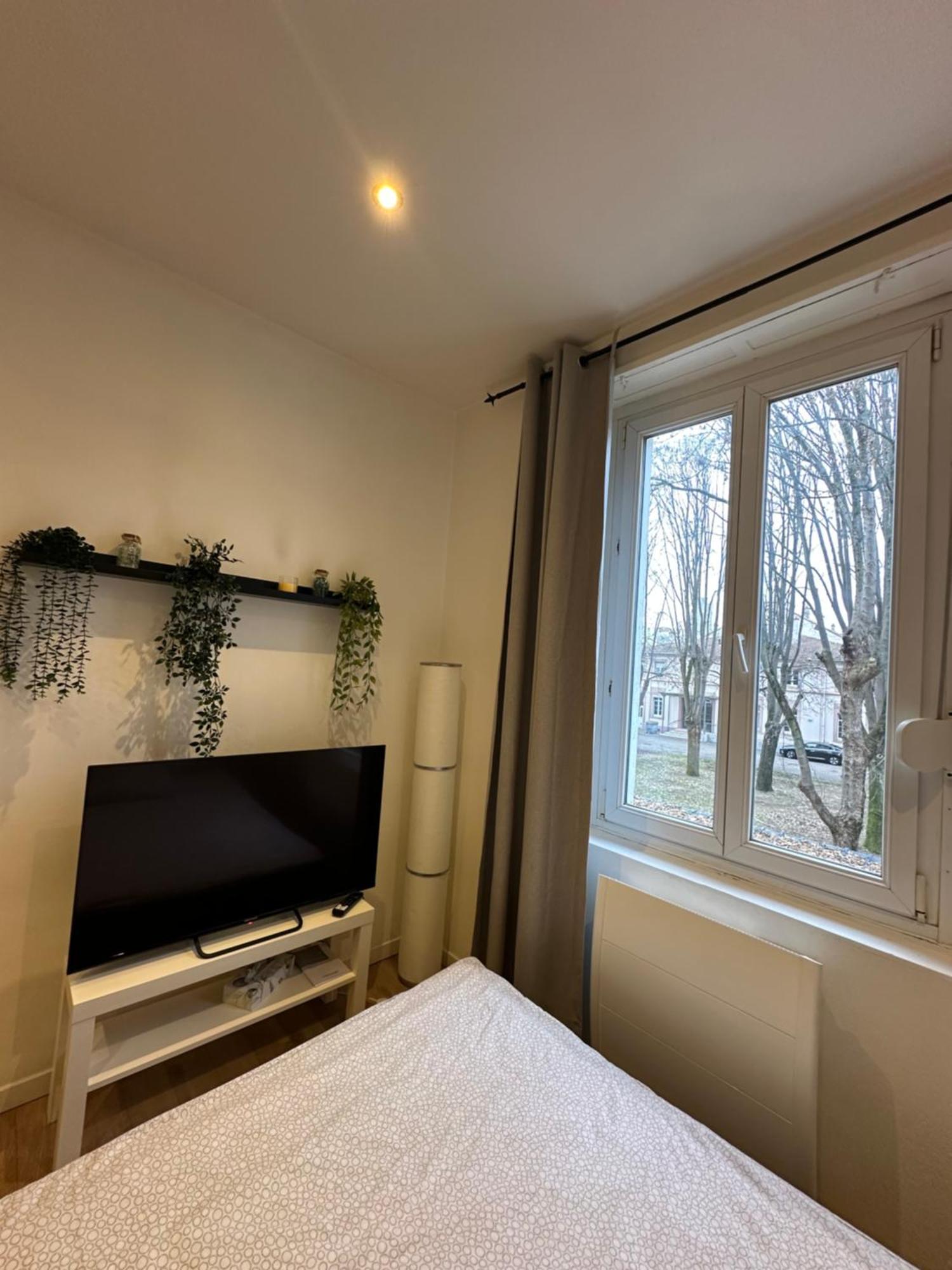 #7 Nouveau ! Studio rénové au centre ville Mulhouse Extérieur photo