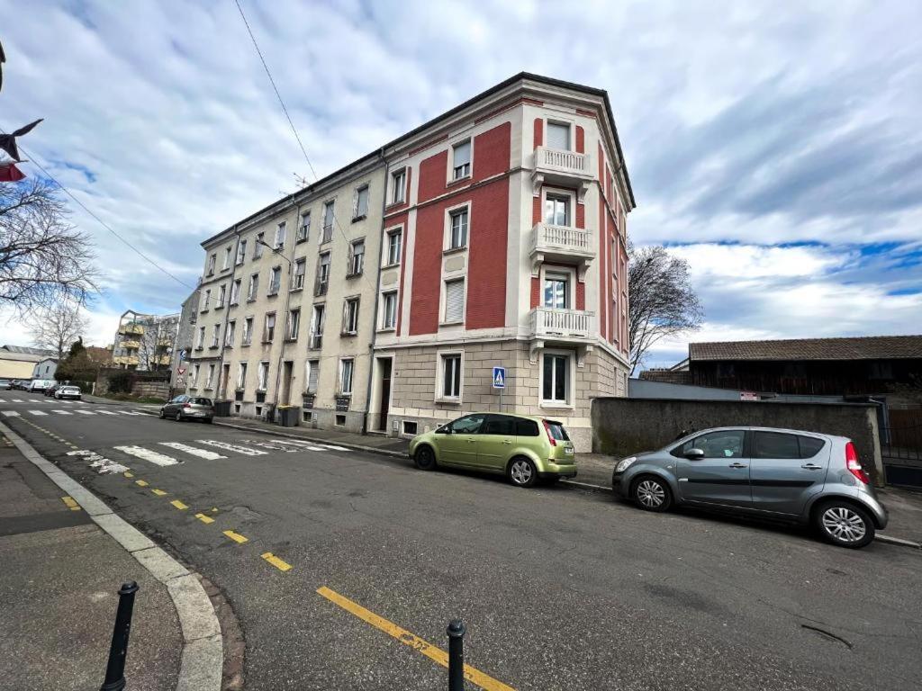 #7 Nouveau ! Studio rénové au centre ville Mulhouse Extérieur photo
